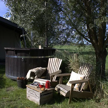 Landhoeve * Oosterwolde (Gelderland)